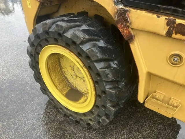 Xúc lật mini No.118 - 11