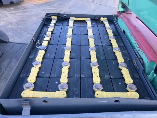Xe nâng điện No.12003 - 14