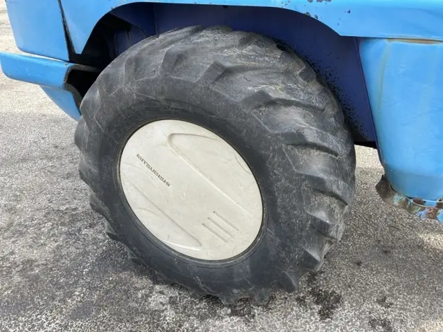 Xúc lật mini No.140 - 11