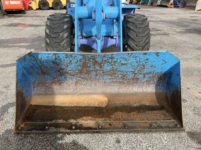 Xúc lật mini No.140 - 13