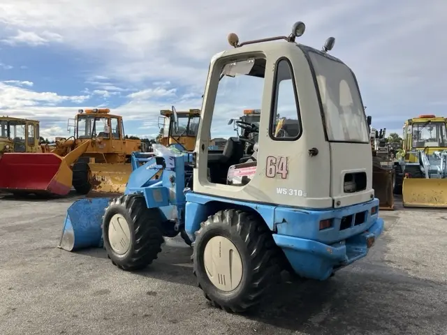 Xúc lật mini No.140 - 3