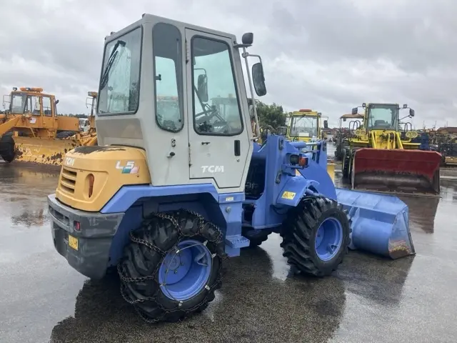 Xúc lật mini No.152 - 2