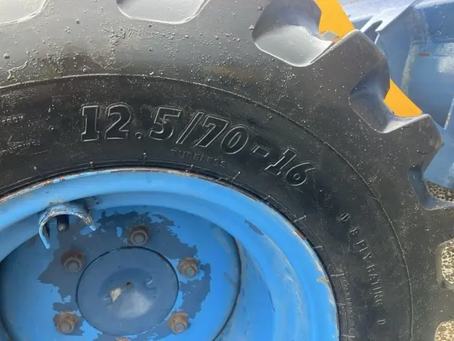 Xúc lật mini No.156 - 12