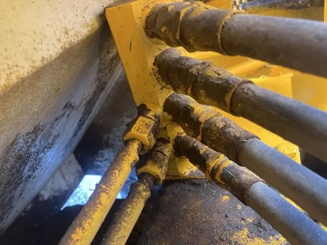 Xúc lật mini No.156 - 18
