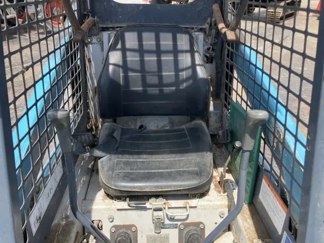 Xúc lật mini No.50010 - 11