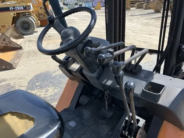 Xe nâng No.52002 - 18