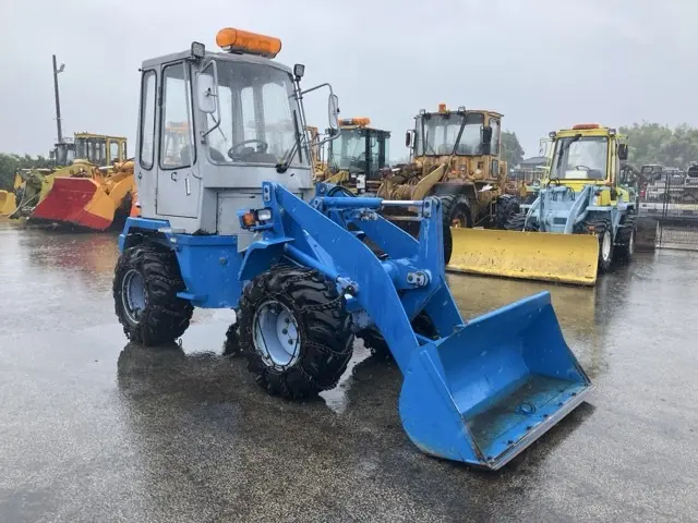 Xúc lật mini No.75