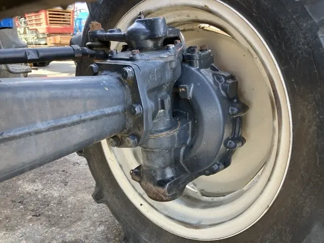 Máy kéo No.1012 - 18