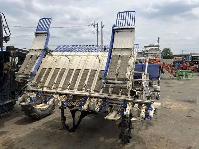 Máy cấy No.1361 - 2