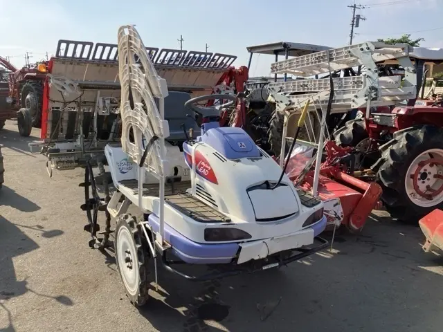 Máy cấy No.1362