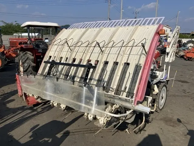 Máy cấy No.1362 - 2