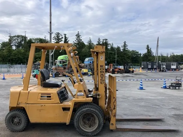 Xe nâng No.2001 - 15