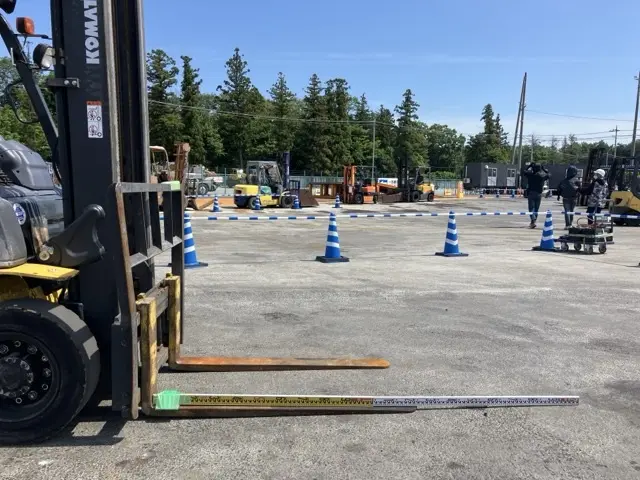 Xe nâng No.2019 - 13