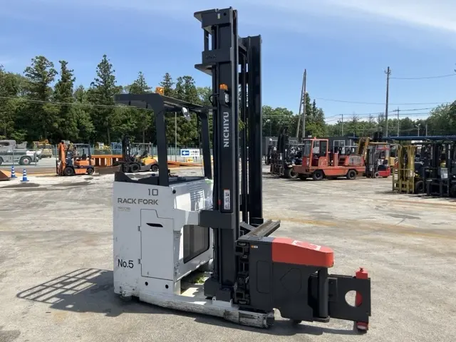 Xe nâng cao No.2020