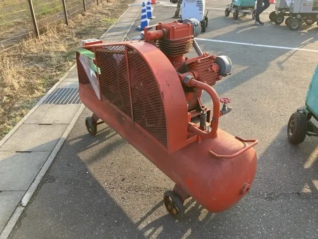 Máy nén khí No.3166 - 3