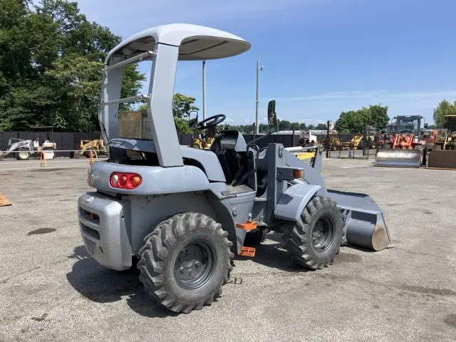 Xúc lật mini No.6 - 2