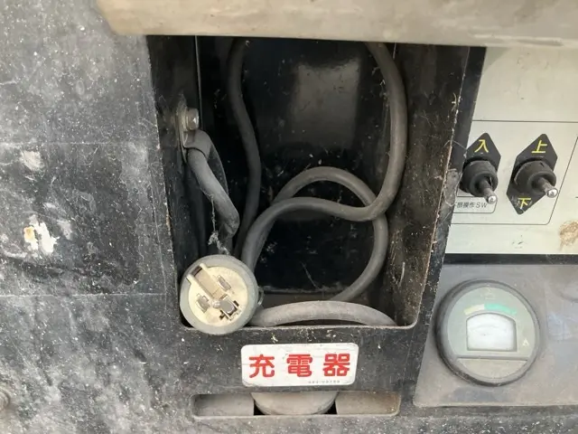 Xe nâng người No.62 - 18