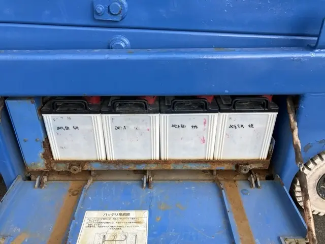 Xe nâng người No.81 - 12