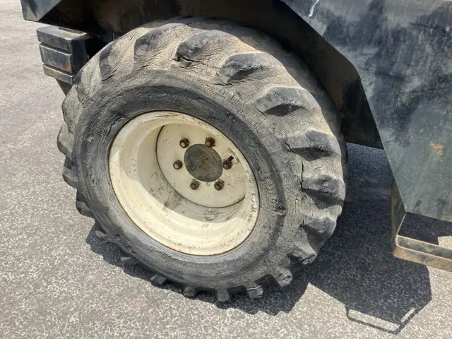 Xúc lật mini No.104 - 11