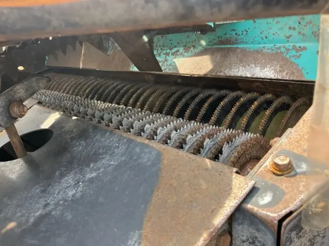 ROLL BALER No.1056 - 11