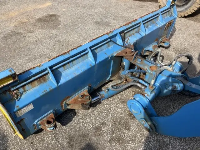 Xúc lật mini No.122 - 21