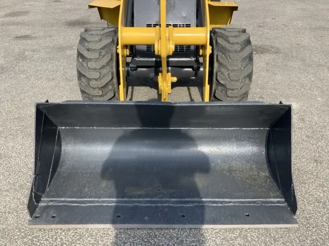 Xúc lật mini No.163 - 12