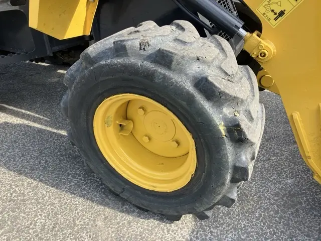 Xúc lật mini No.163 - 9