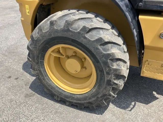Xúc lật mini No.164 - 11