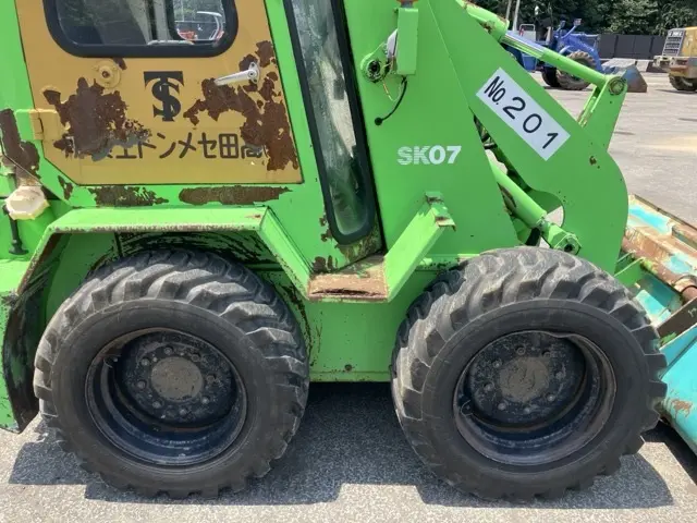 Xúc lật mini No.172 - 8