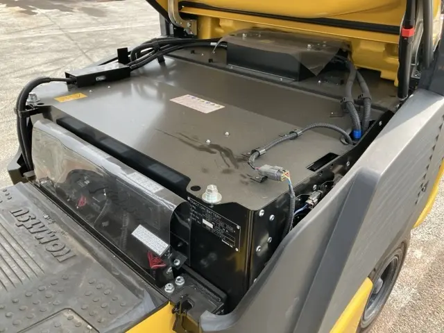 Xe nâng điện No.2025 - 16