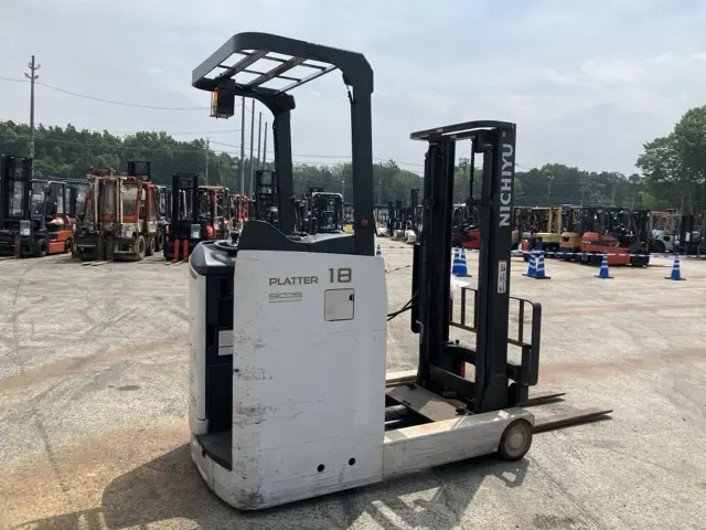Xe nâng cao No.2049 - 2