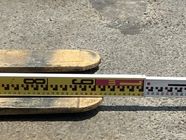 Xe nâng điện No.2058 - 13
