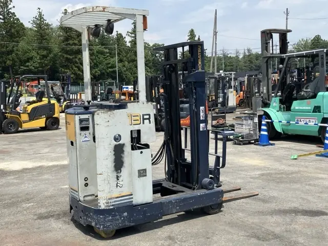 Xe nâng cao No.2059 - 2