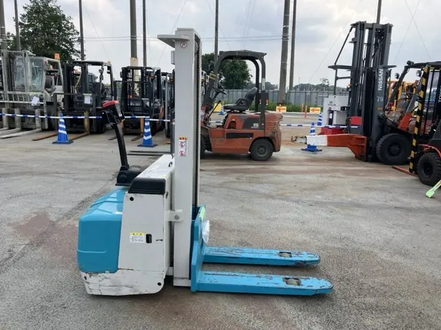 Xe nâng điện No.2121 - 15
