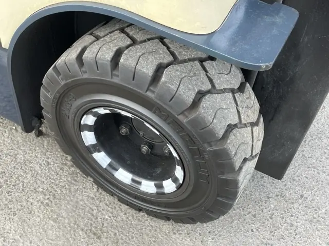 Xe nâng điện No.2124 - 11