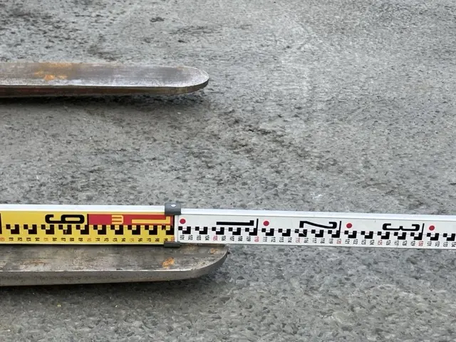 Xe nâng điện No.2124 - 15