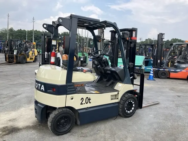 Xe nâng điện No.2124 - 2