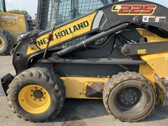 Xúc lật mini No.213 - 7
