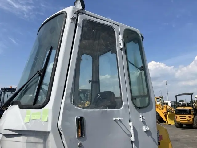 Xúc lật mini No.223 - 19