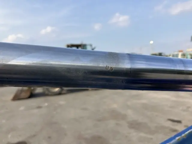 Xúc lật mini No.230 - 19