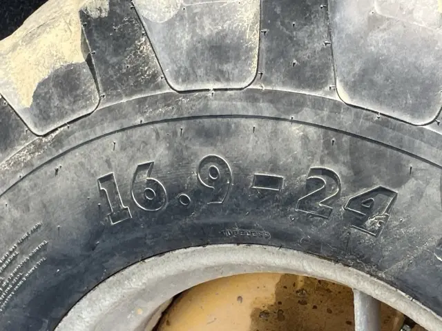 Máy xúc lật No.234 - 12