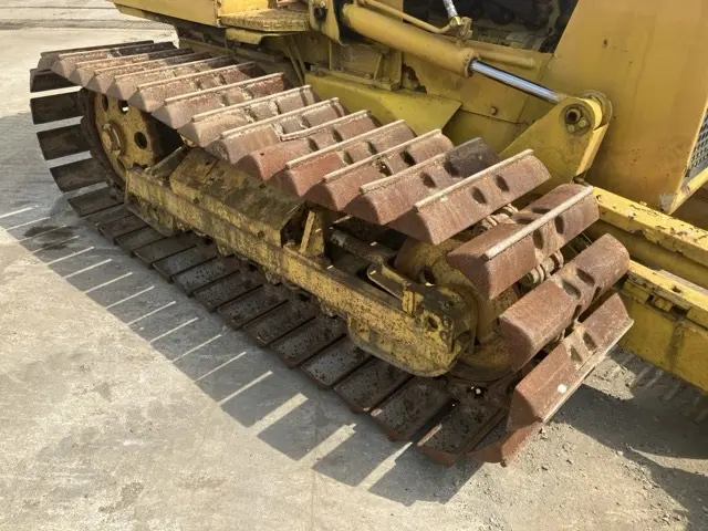 Xe ủi No.24 - 11