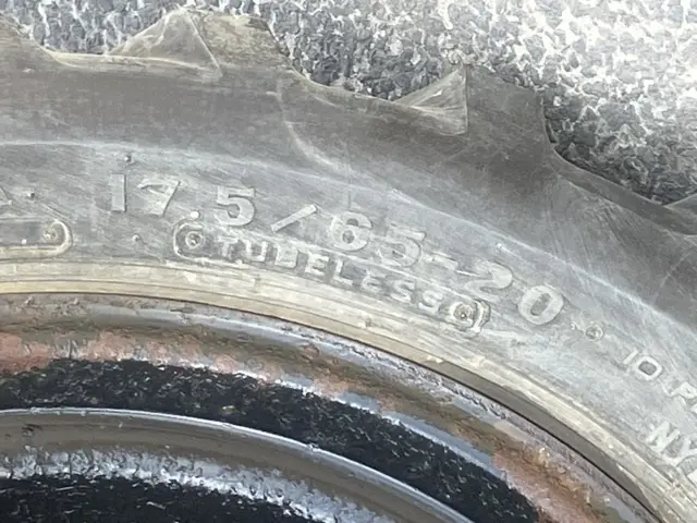 Máy xúc lật No.25 - 12