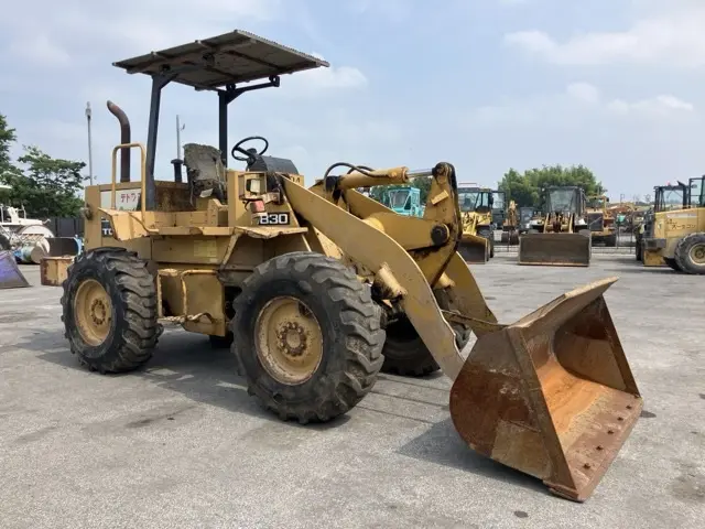 Máy xúc lật No.275