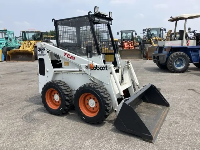 Xúc lật mini No.308