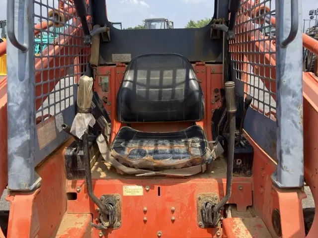 Xúc lật mini No.322 - 11