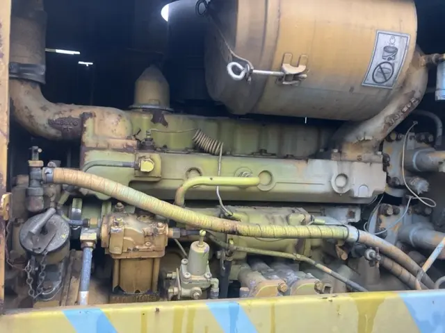 Máy xúc lật No.351 - 16