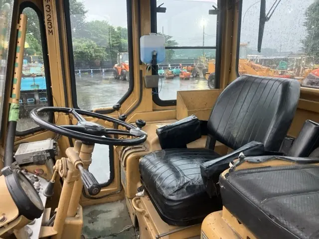 Máy xúc lật No.351 - 17