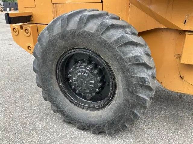 Máy xúc lật No.477 - 11