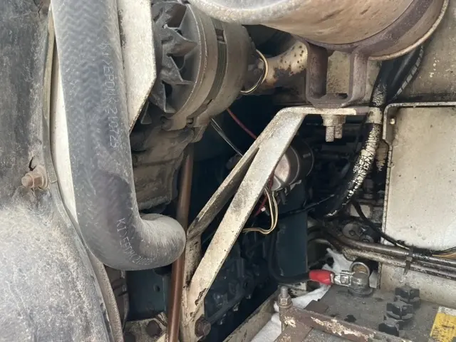 Xúc lật mini No.510 - 11